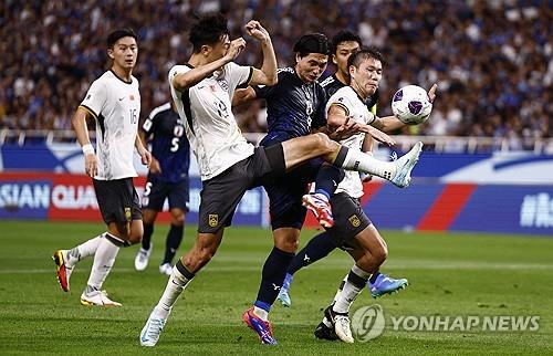 중국인들, 자국 축구 대표팀 일본전 0-7 참패에 '충격'