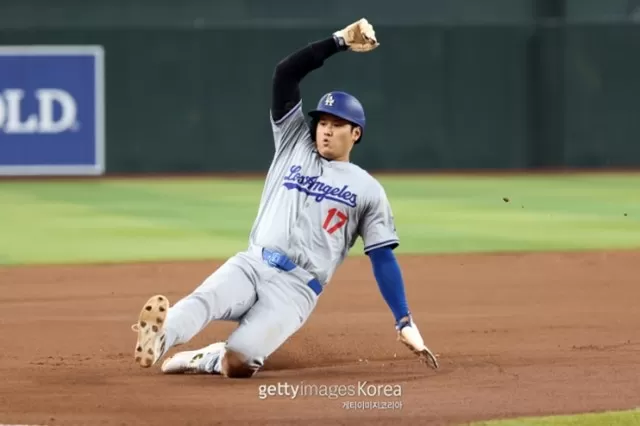 하루 쉰 오타니, 대기록 향해 다시 시동…MLB닷컴 '51홈런-53 도루 페이스'