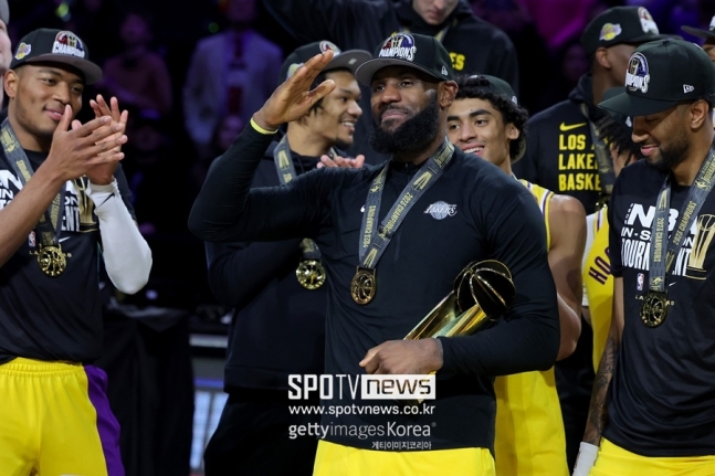 '초대 챔피언이자 MVP' 르브론 