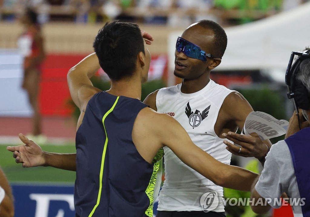연장에서 순위 결정…더 견고해진 바심과 우상혁의 '2강' 구도