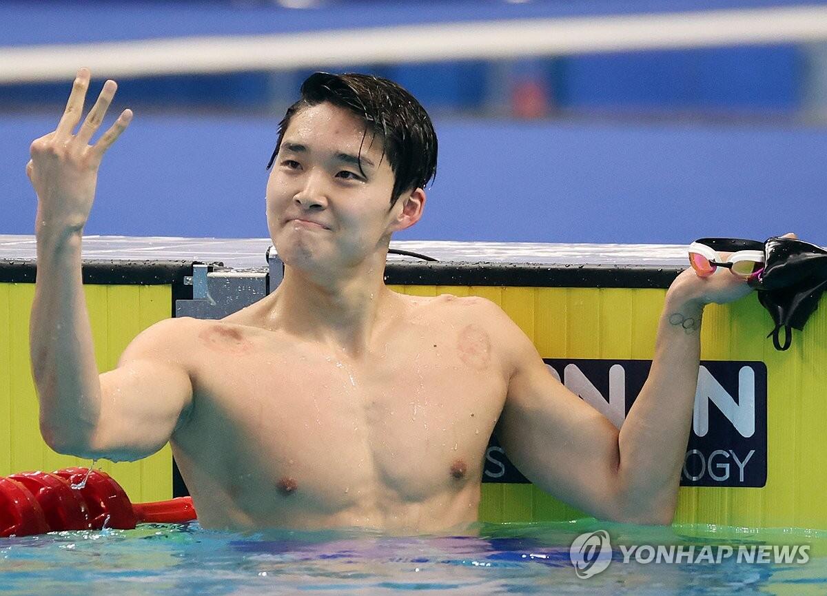 [아시안게임] 김우민, 자유형 400ｍ도 금메달…한국수영 역대 3번째 3관왕(종합)