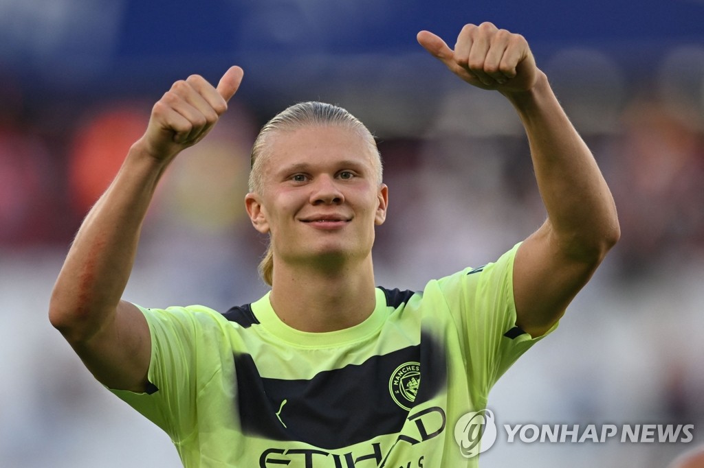 '홀란 멀티골' 맨시티, EPL 개막전서 웨스트햄 2-0 격파