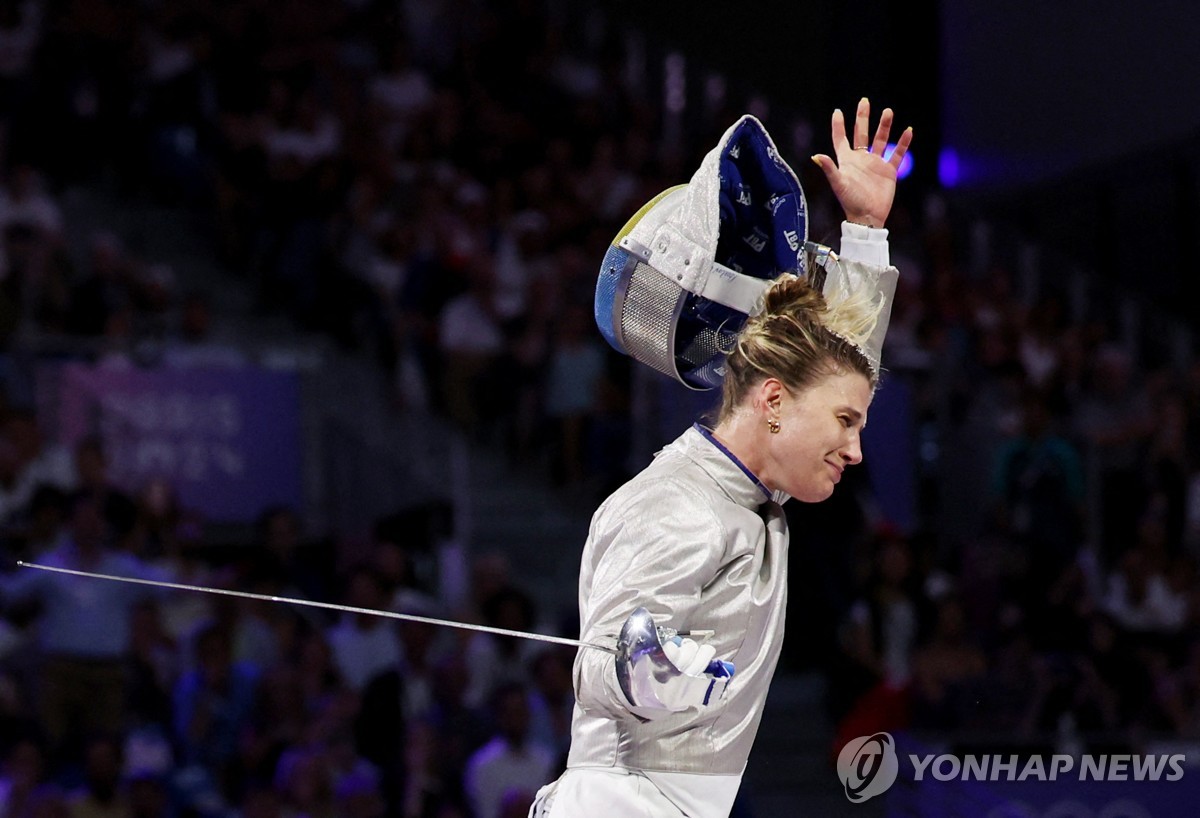 러시아 선수와 악수 거부한 그 검객…우크라에 감격의 첫 메달(종합)