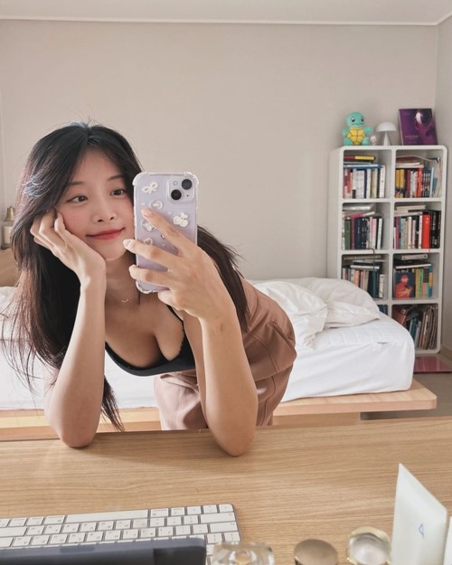 예쁜 미소의 셀카