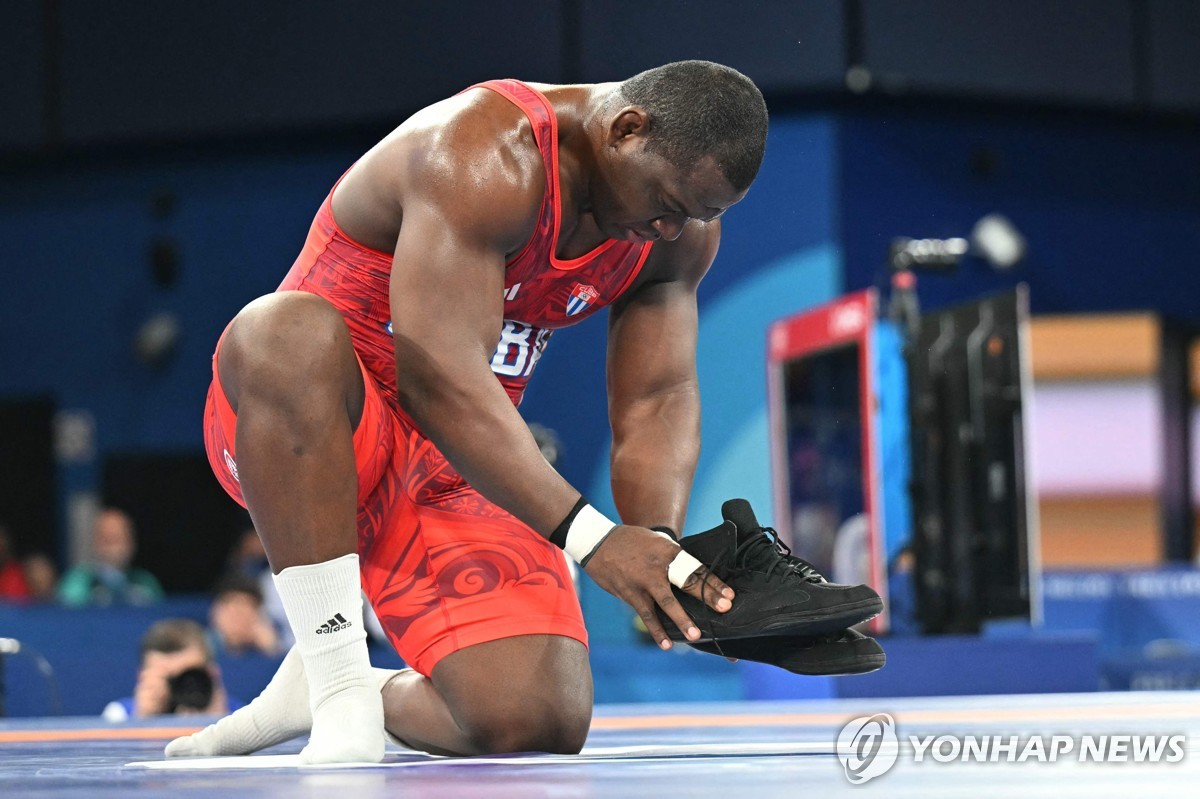 [올림픽] 레슬링 로페스, 올림픽 최초 5연패…칼 루이스·펠프스 넘었다