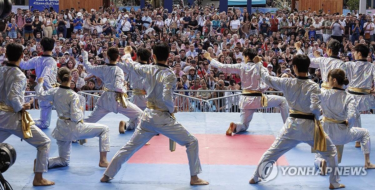 [올림픽] 정식종목 채택 30주년…세계 태권도인, 파리에 모여 축하