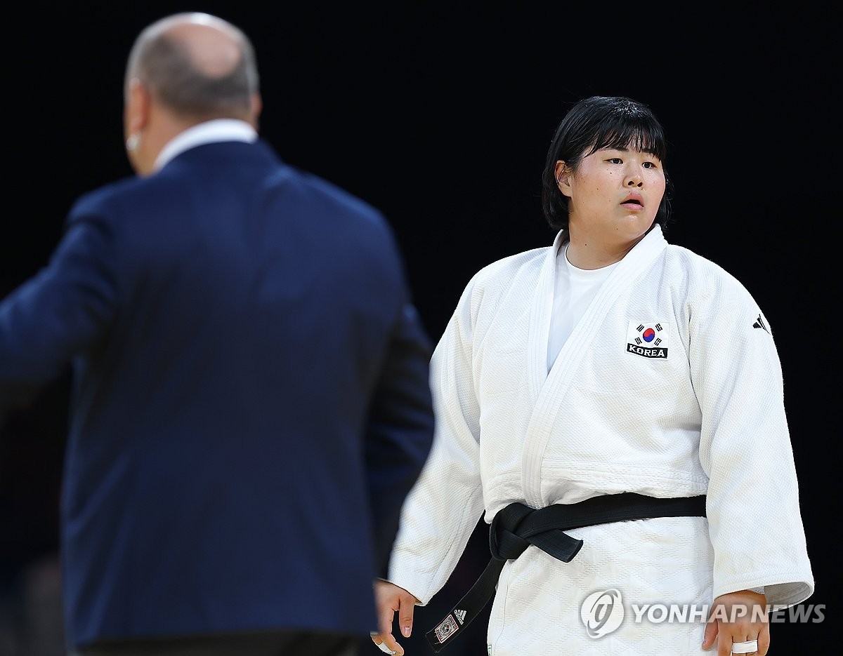 [올림픽] 유도 김하윤, 판정 번복으로 절반패…패자부활전으로 밀려(종합)