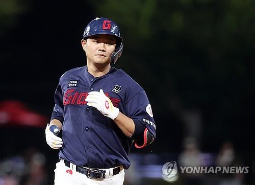 4시간 22분 '우중혈투'로 자정 넘긴 롯데, 한화에 14-11 신승(종합)