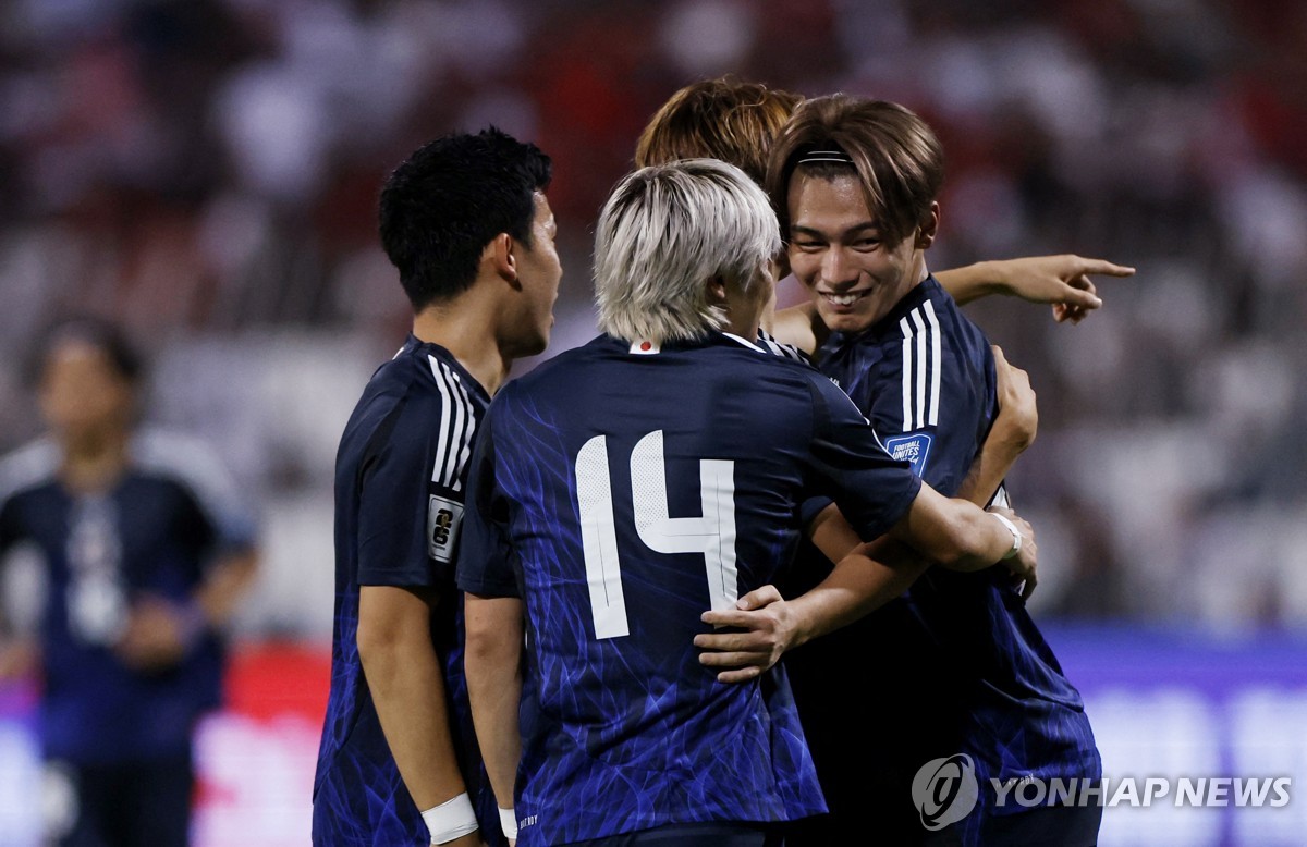 일본 축구, 또 골 폭죽…호주 꺾은 바레인에 5-0 대승