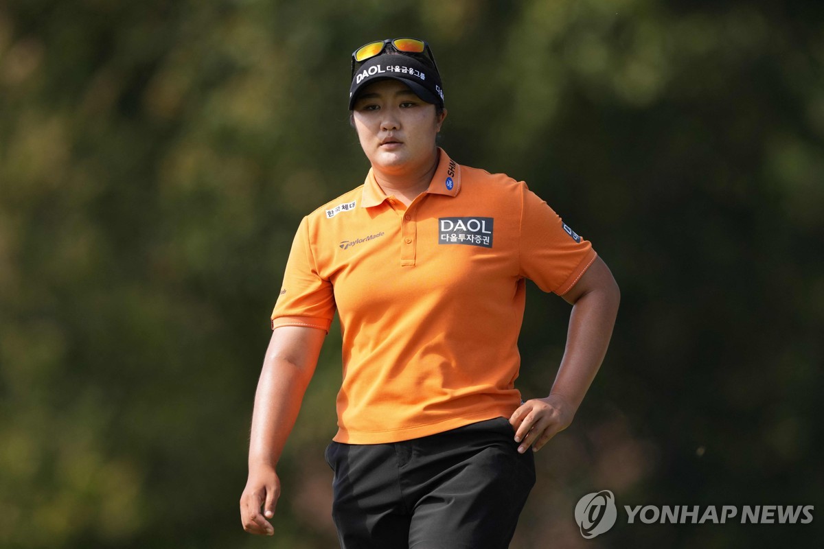 유해란, LPGA 크로거 퀸 시티 챔피언십 3R 4위…선두와 4타 차