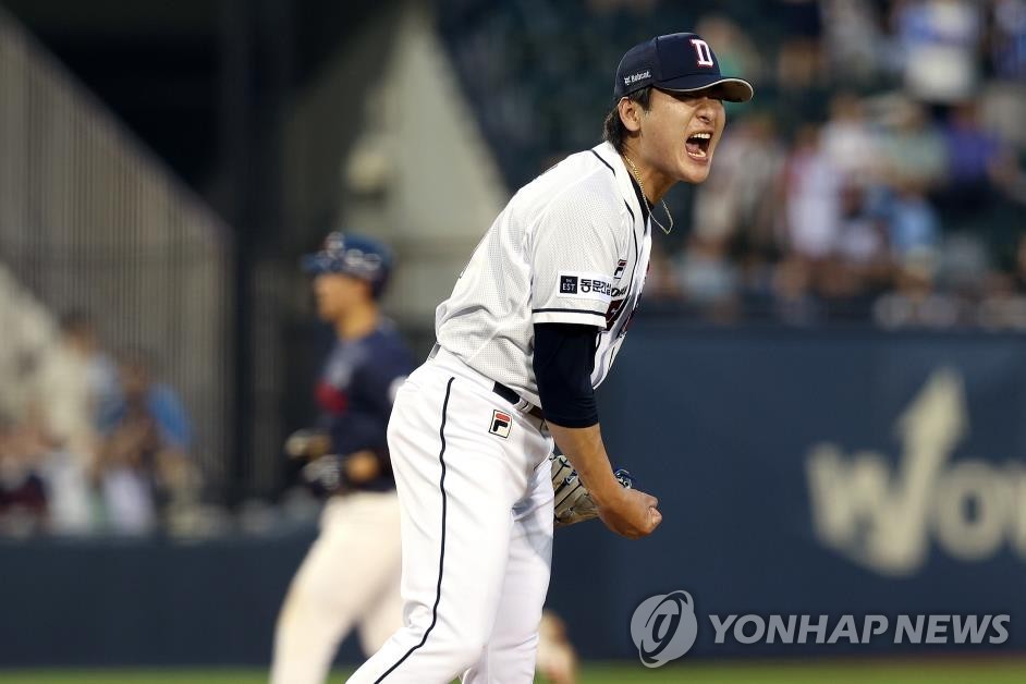 투수 총동원한 5위 두산, 4위 kt에 1점차 신승…0.5경기차 추격