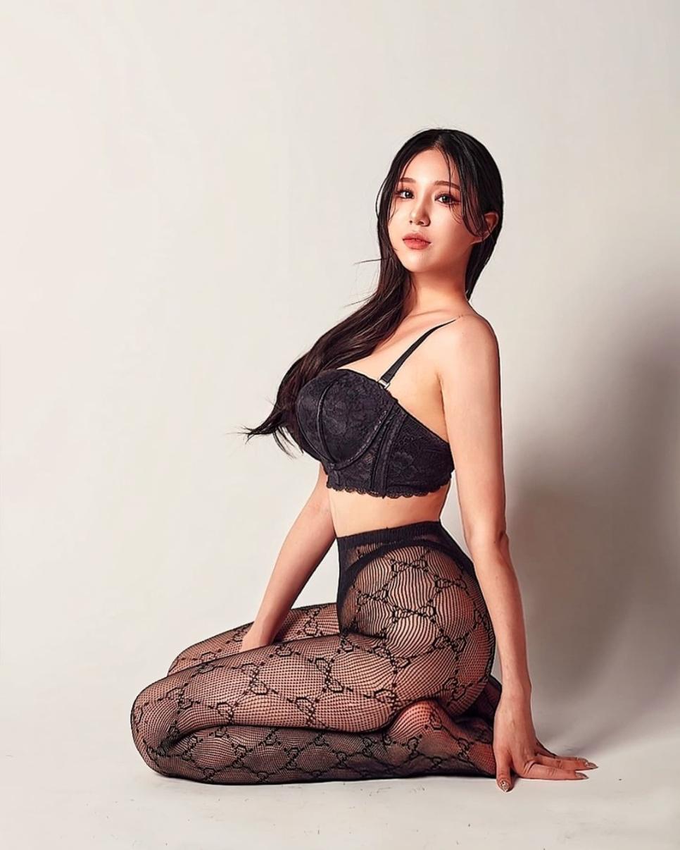 김현영 치어리더 맥스큐 새 화보