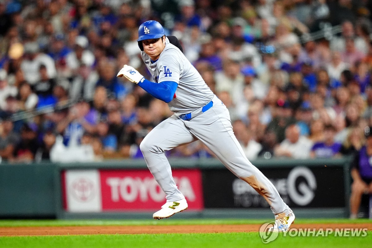 오타니 58번째 도루…MLB 다저스, 가을야구서 NL 1번 시드 확정 오타니 58번째 도루…MLB 다저스, 가을야구서 NL 1번 시드 확정