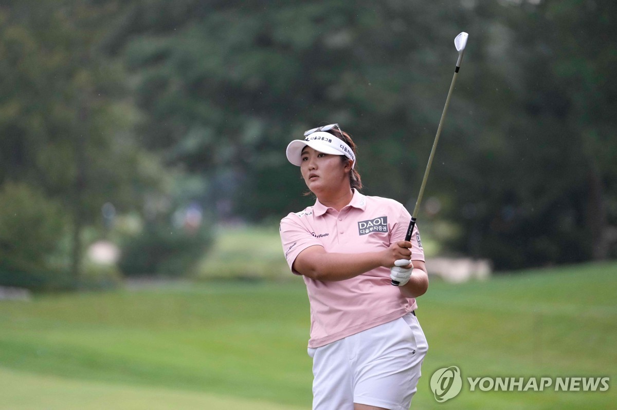 'LPGA 시즌 첫 승' 유해란, 여자골프 세계랭킹 11위