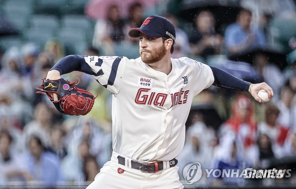 반즈, 6이닝 2실점 호투…롯데, 한화 꺾고 하루 만에 7위 복귀