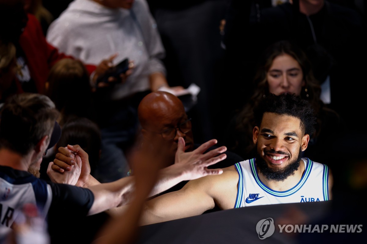 고향 팀 뉴욕으로 가는 NBA 타운스, 미네소타 팬들에 작별 인사