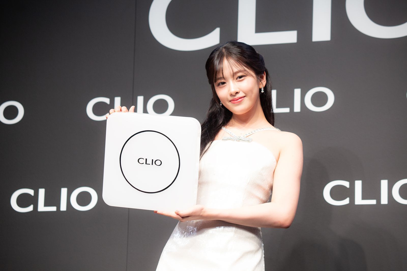 안유진 CLIO