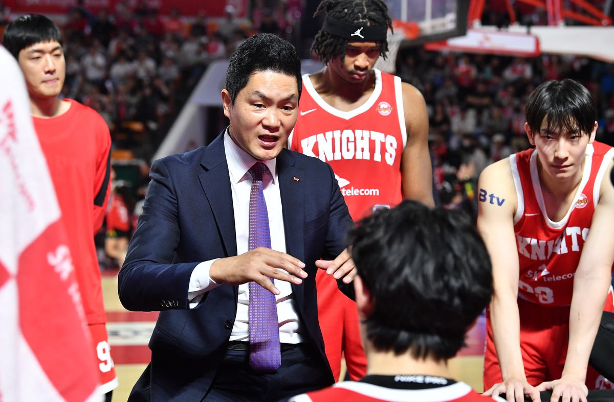 속공 점수 35-5로 압도…SK 전희철 감독 