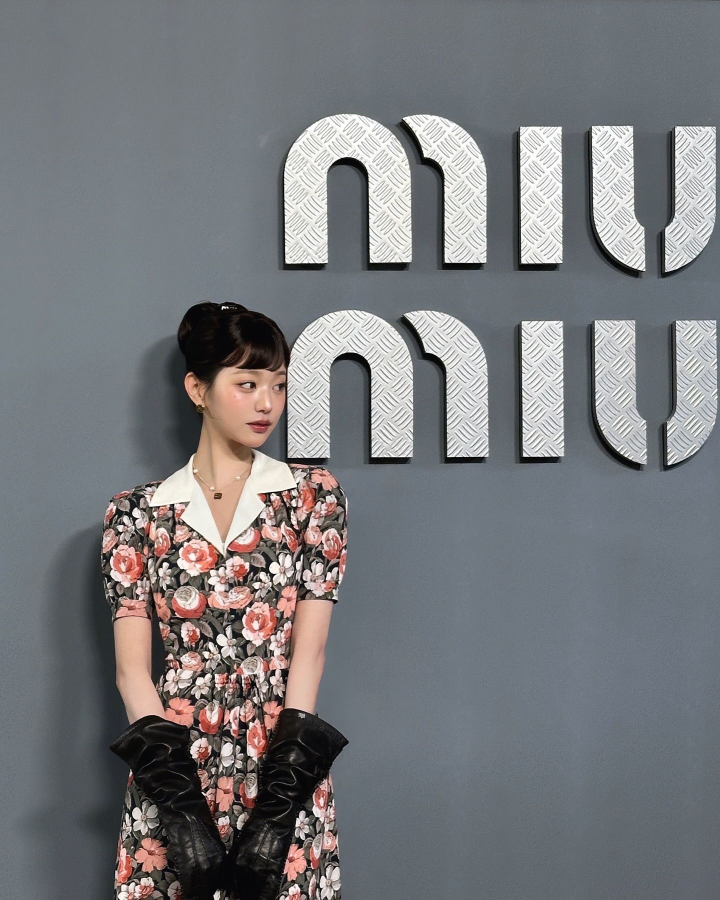 장원영 Paris MiuMiu