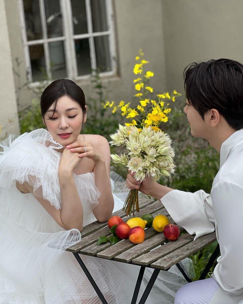 김연아 고우림 부부 근황 .jpg