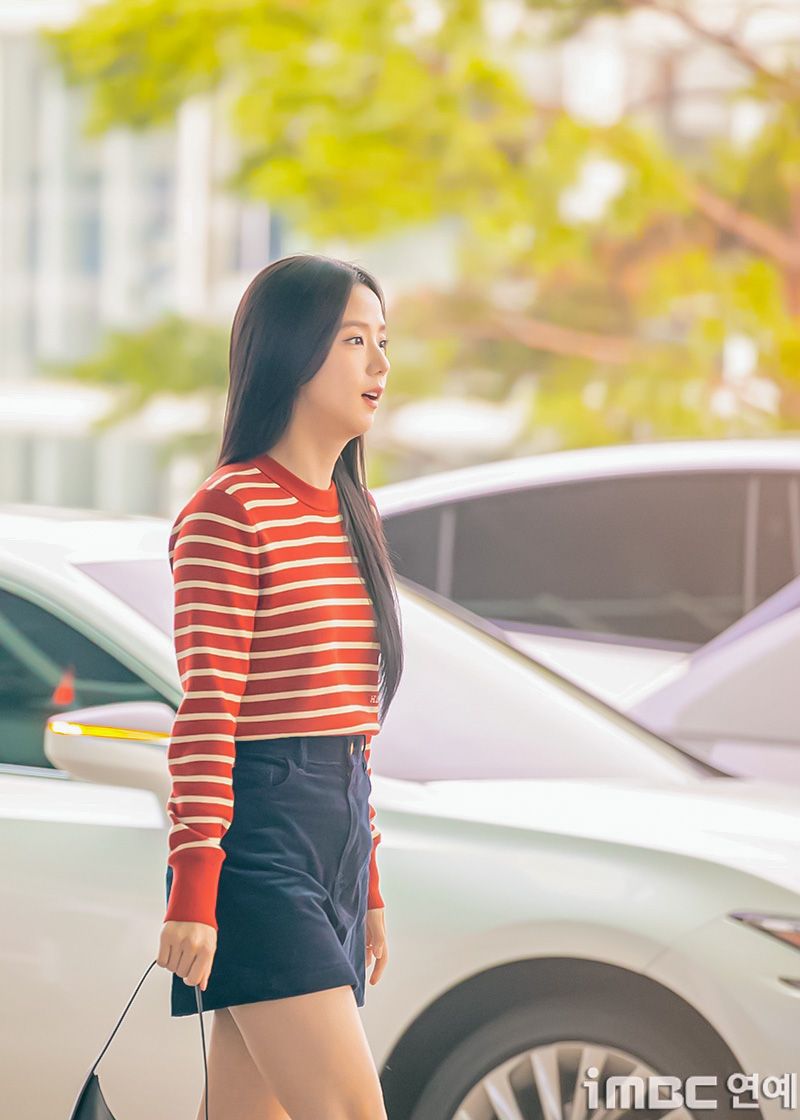 블랙핑크 지수 출국