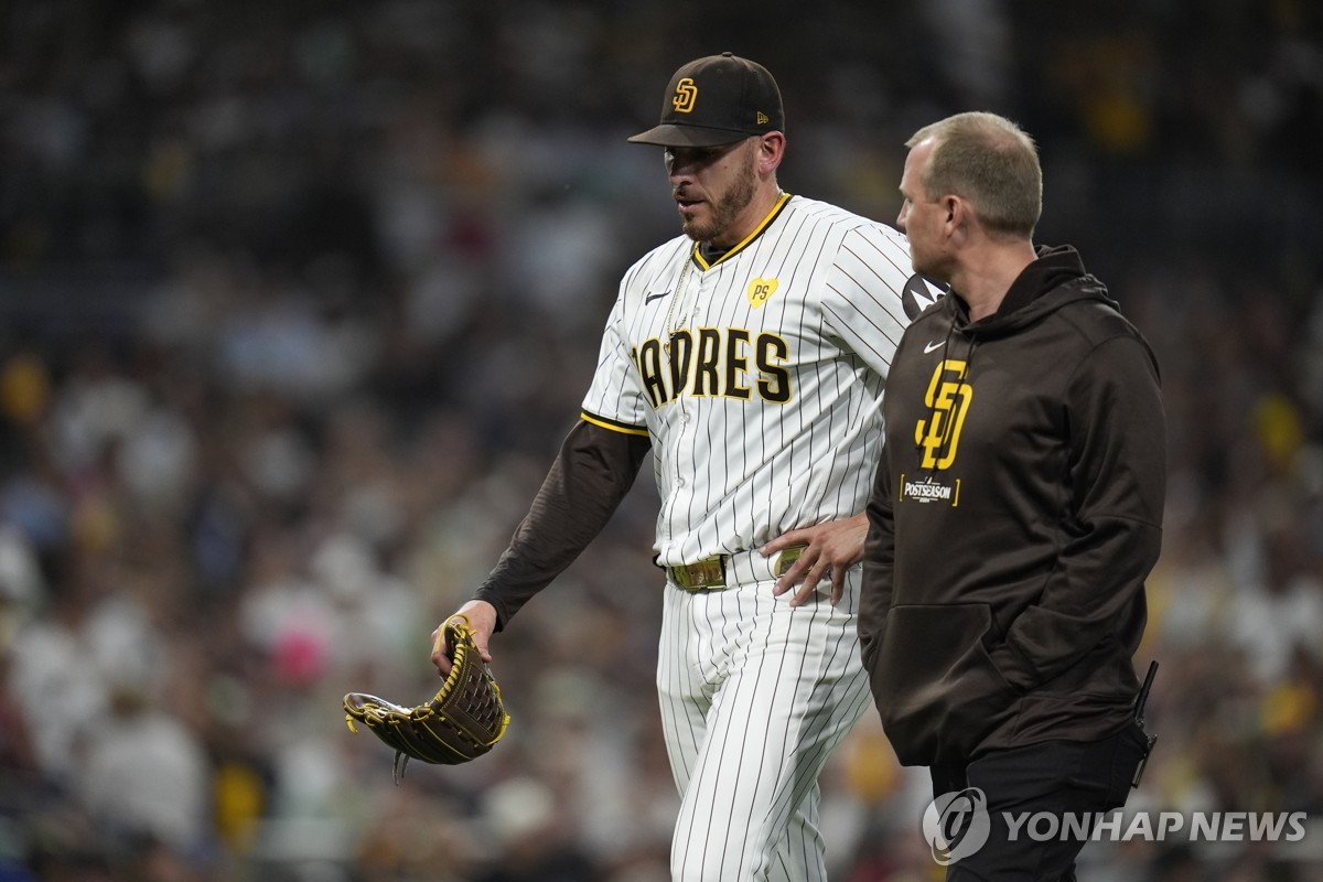 MLB 샌디에이고 투수 머스그로브, 팔꿈치 수술로 NLDS 불발