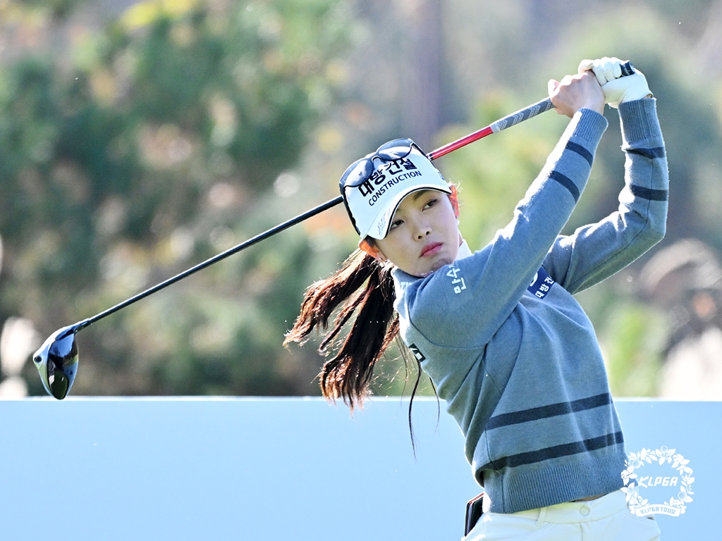 현세린, KLPGA 투어 시즌 최종전 첫날 1위…박현경은 공동 6위