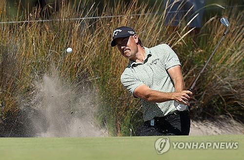 호주 프로 골퍼, 7벌타 받고도 우승할 뻔…2타차 3위