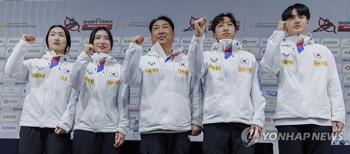 홈 관중 응원 받은 쇼트트랙 대표팀, 4차 월드투어 예선서 씽씽
