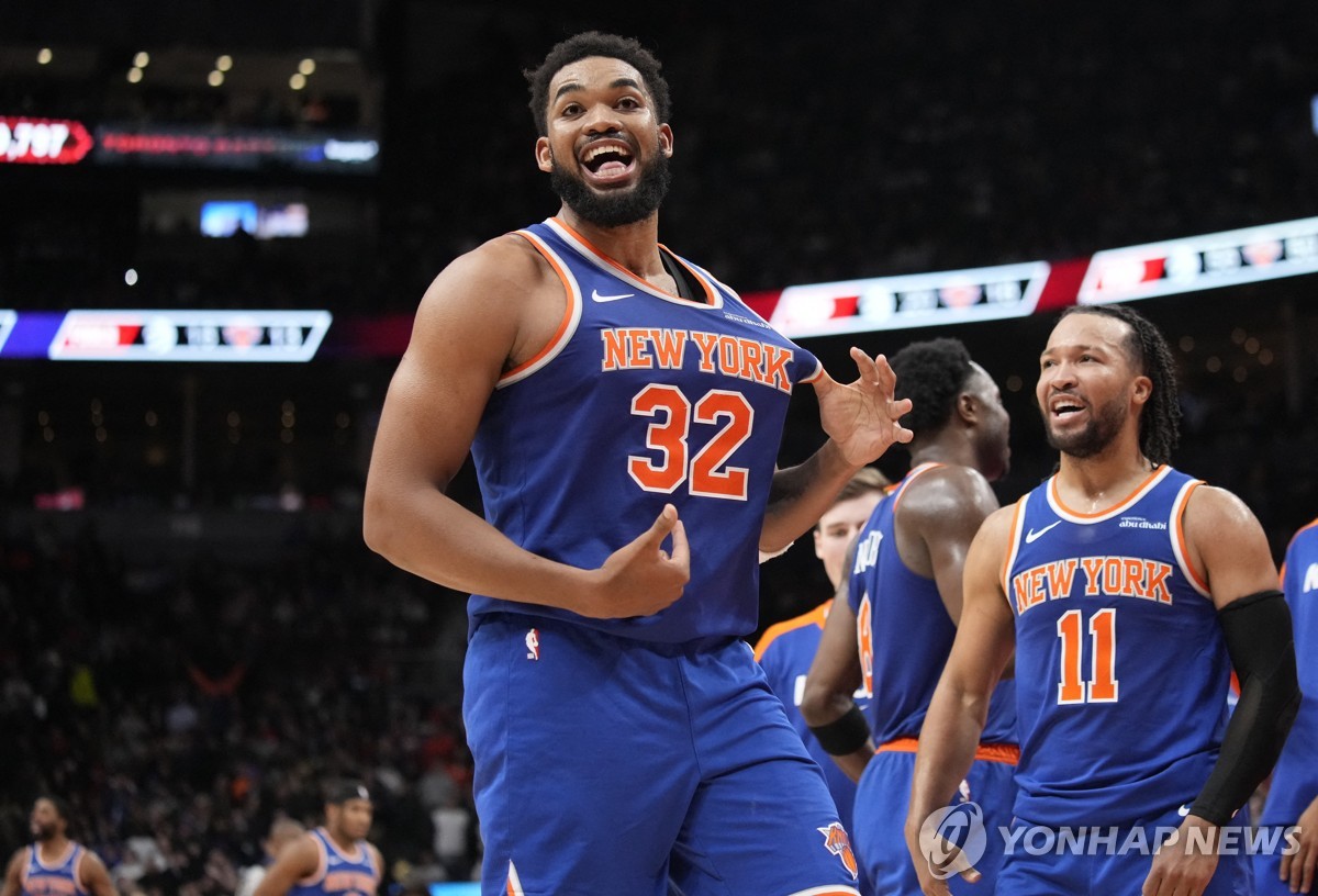 NBA 닉스, 토론토 잡고 상위권 추격…타운스 4쿼터 해결사