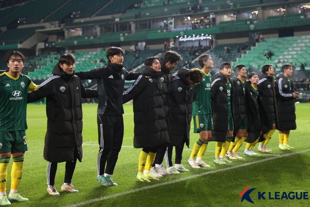 ACL2 16강 확정한 전북, 승리 목마른 무앙통에 0-1 패