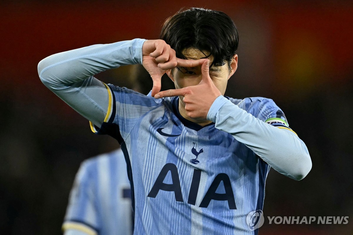 '1골 2도움' 손흥민, EPL 16R '이주의 팀'…