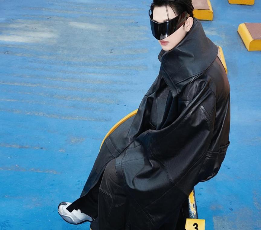 임시완 발렌시아가 W매거진 화보
