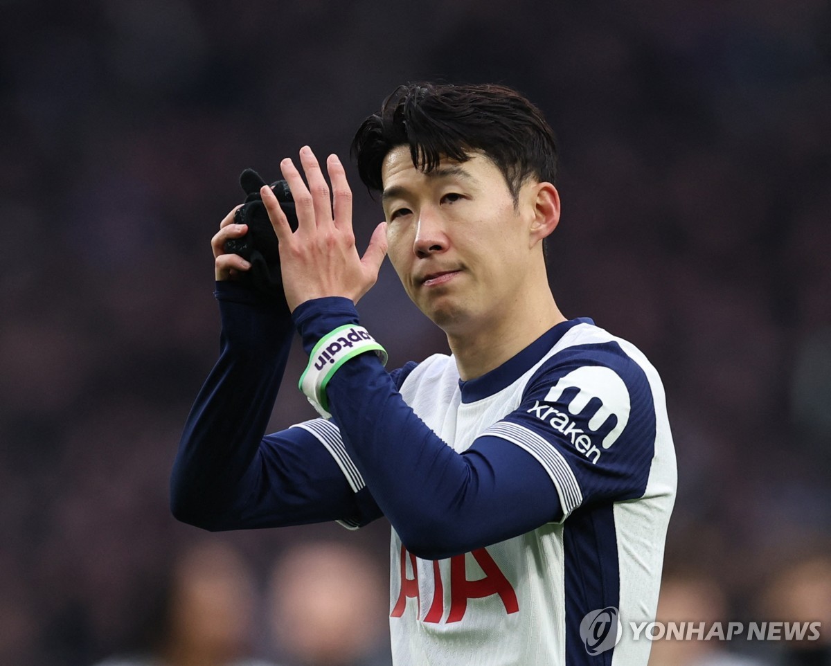 토트넘과 계약 반년 남은 손흥민, 이번엔 바르셀로나 FA 이적설