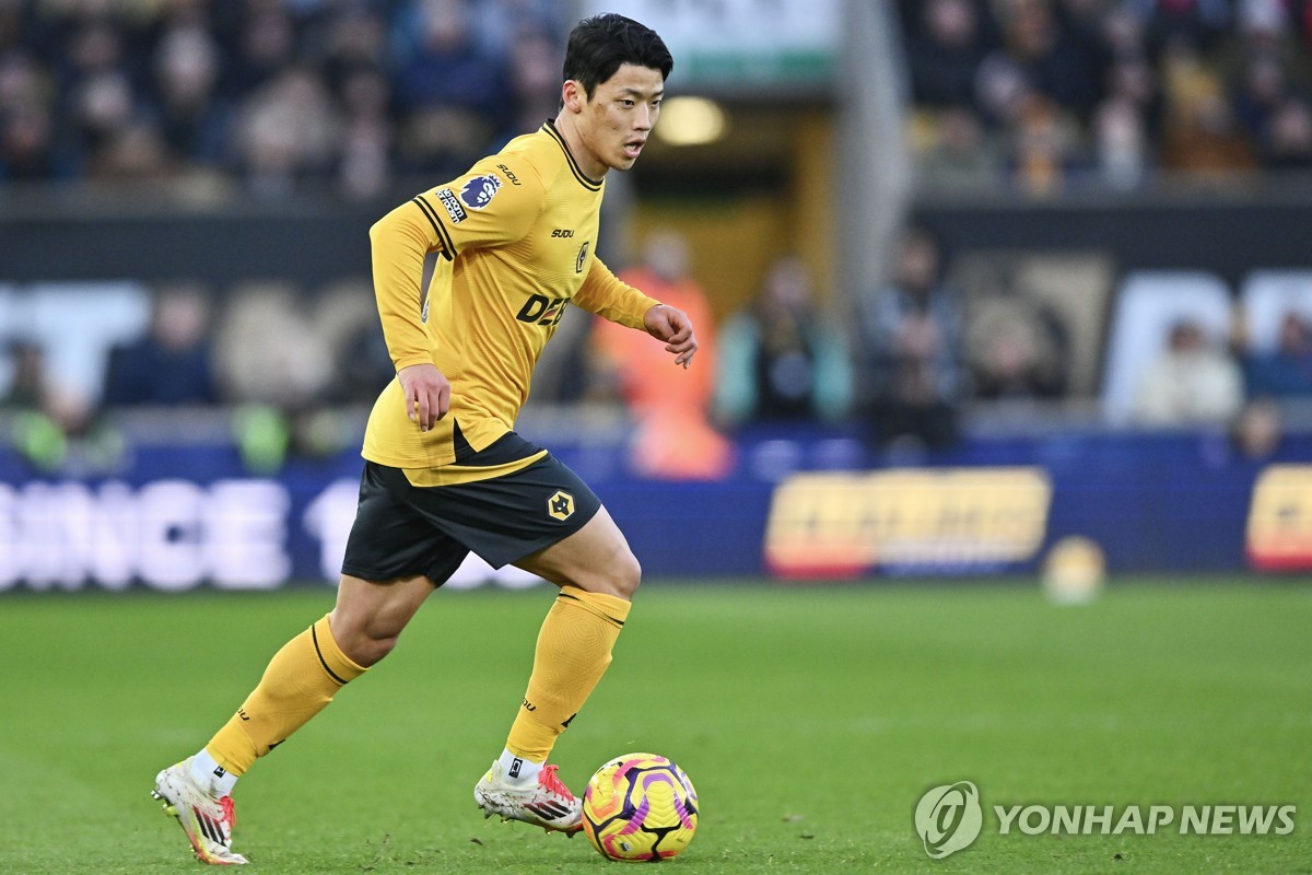 생일맞은 황희찬 교체 투입…울버햄프턴, 아스널에 0-1 패배