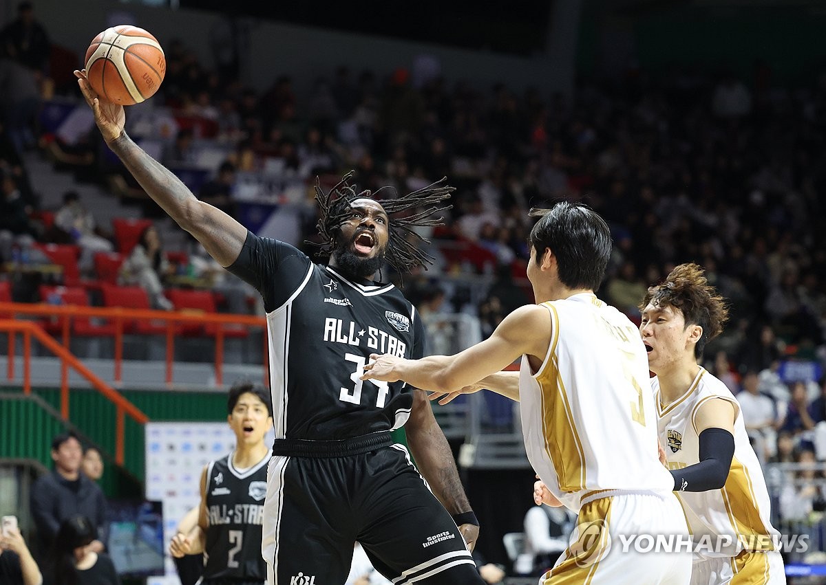 크블몽팀, 프로농구 올스타전서 공아지팀 제압…41점 워니 MVP