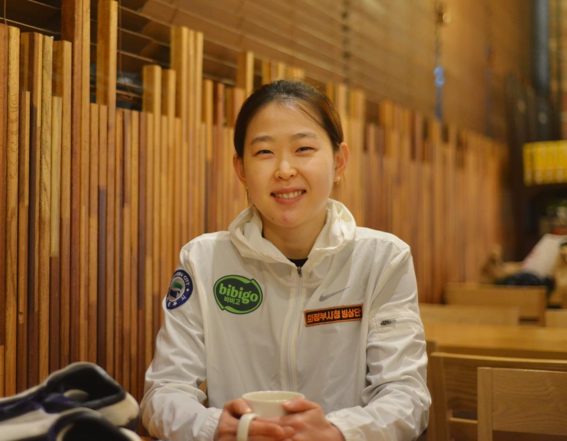 푸른 뱀처럼 변신하는 빙속 김민선 