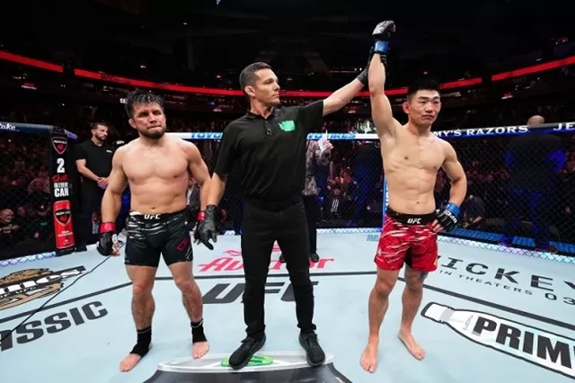 이겼는데 다시 싸워야 한다고 생각한다라니 왜? 中 송야동, 前 UFC 더블 챔피언 세후도 상대 찝찝한 판정승