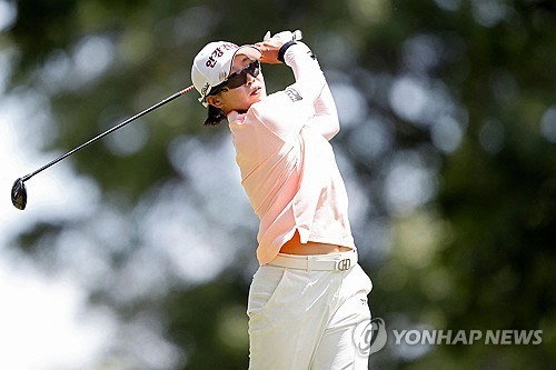 임진희, LPGA 파운더스컵 첫날 1타차 3위…윤이나는 공동 72위