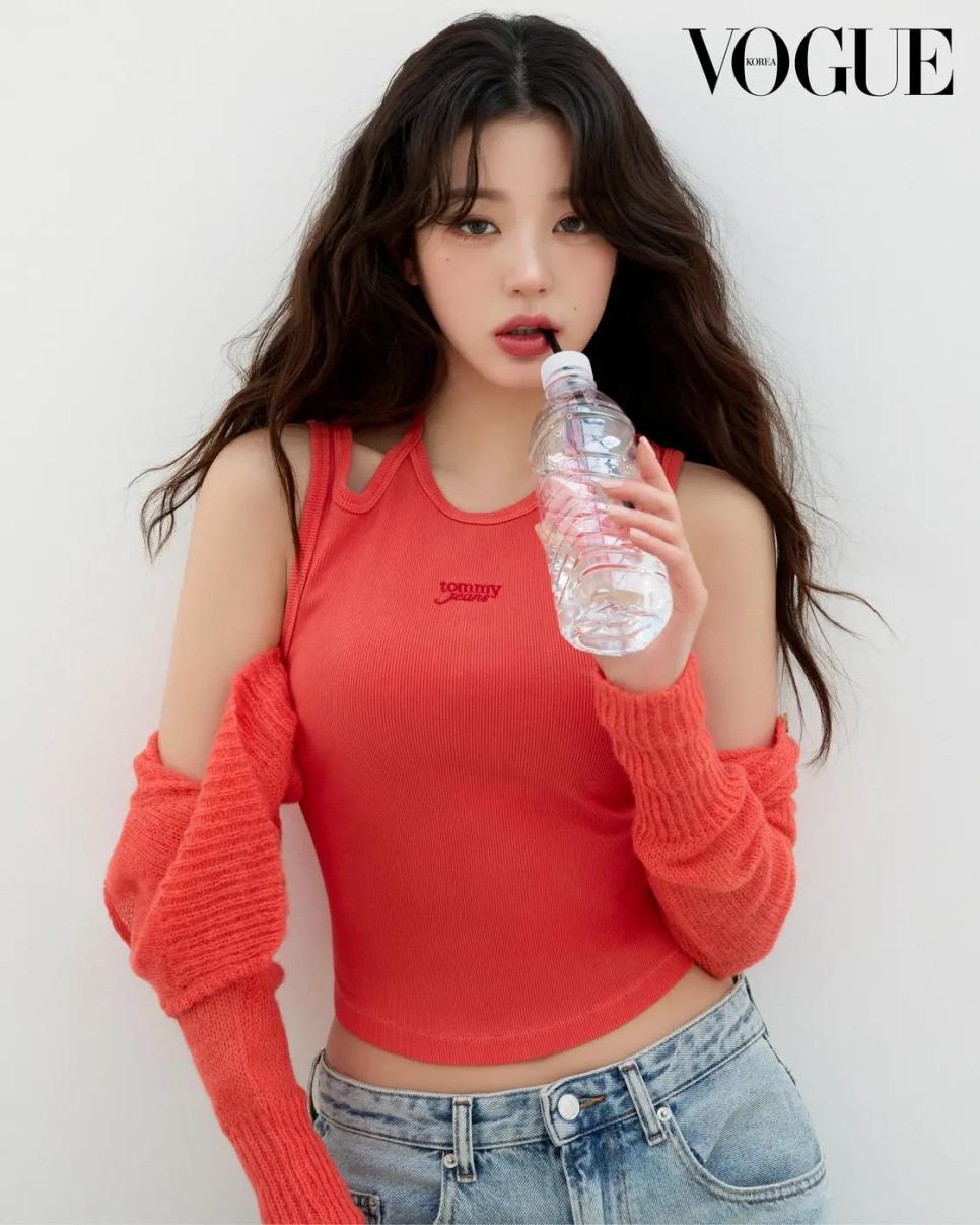 오늘 장원영 보그 화보.jpg