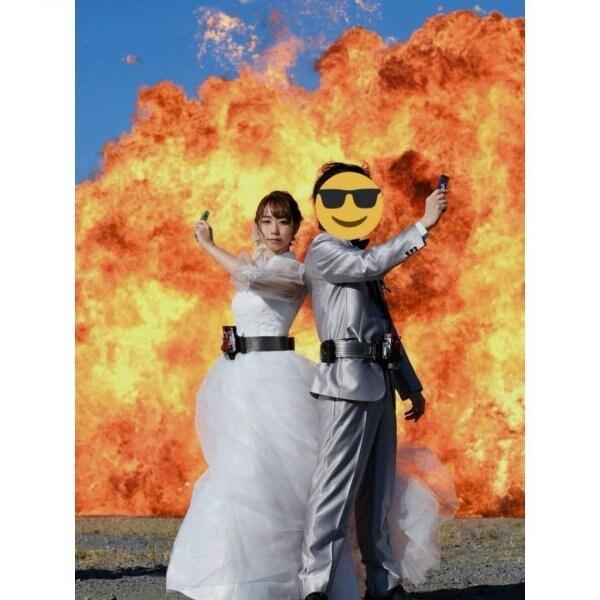 일본에서 유행하는 결혼 사진 .jpg