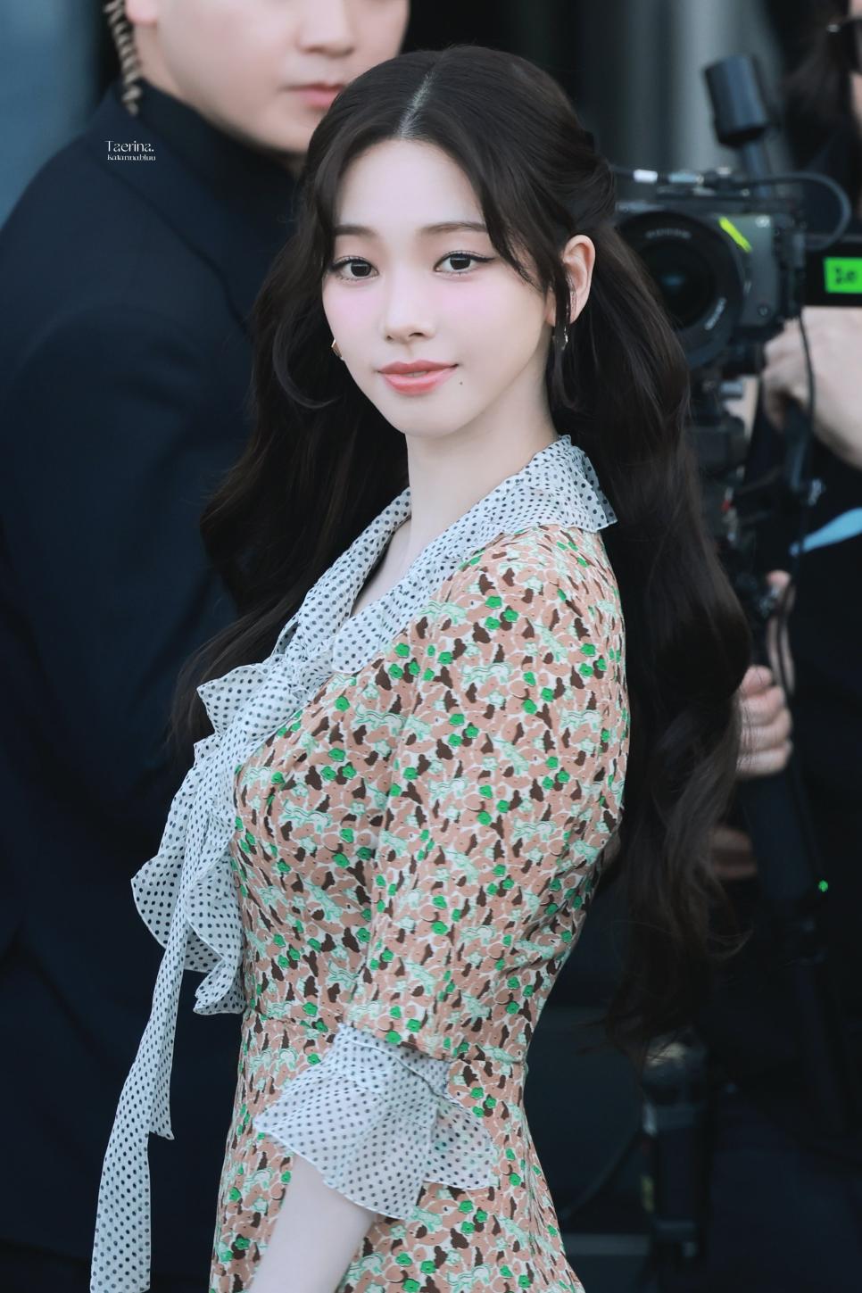 3년 연속 프라다 앰버서더 카리나