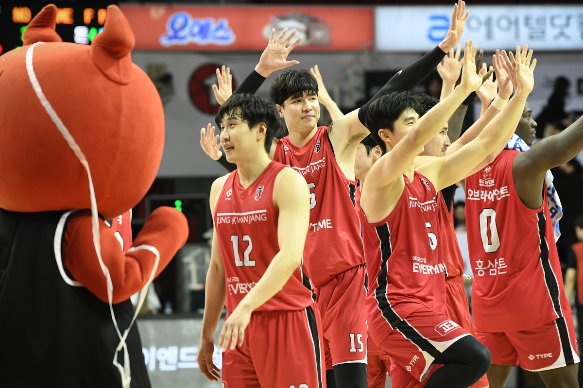 프로농구 정관장, 6강 PO 보인다…KCC 잡고 공동 6위 도약