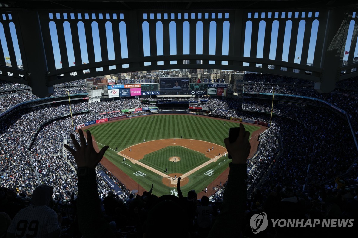 양키스 구단 가치 12조3천억원…다저스 제치고 MLB 전체 1위