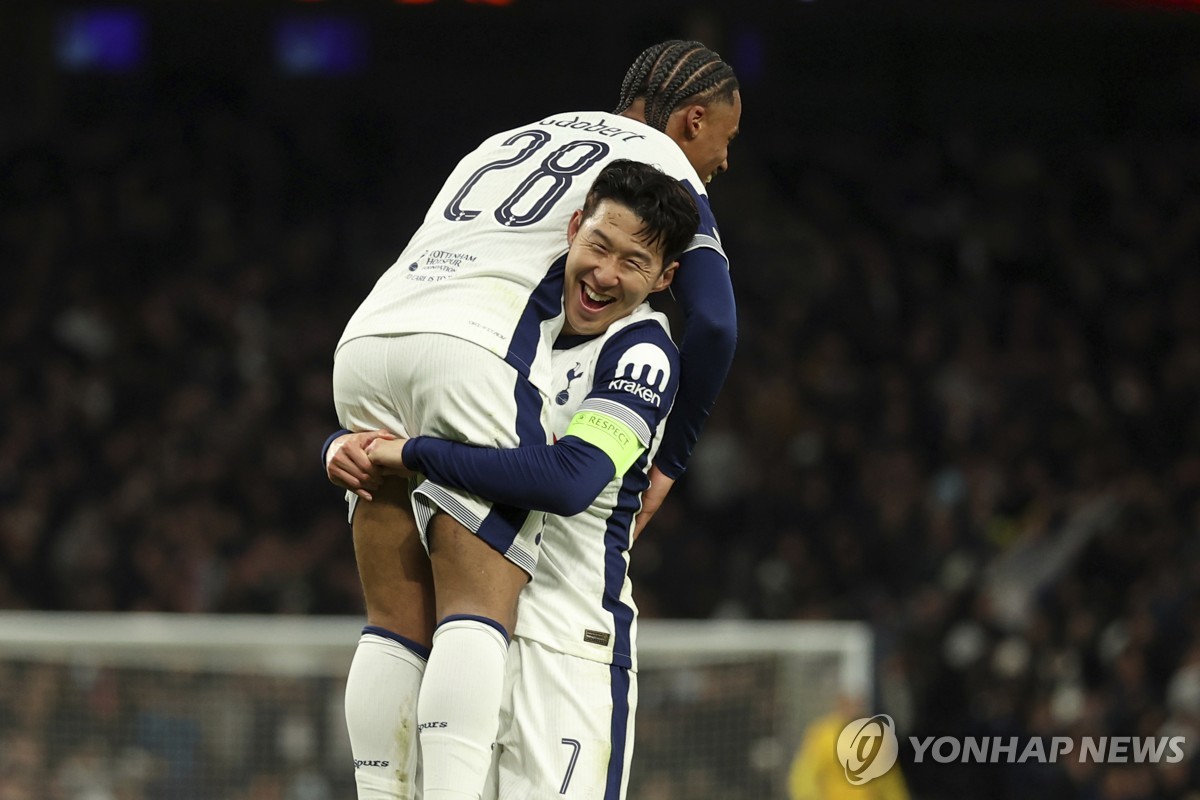 '3골 모두 관여' 손흥민, 유로파리그 16강 2차전 7∼8점대 평점