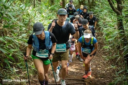 '산과 계곡 달린다'…장수군 트레일 레이스 4∼6일 개최