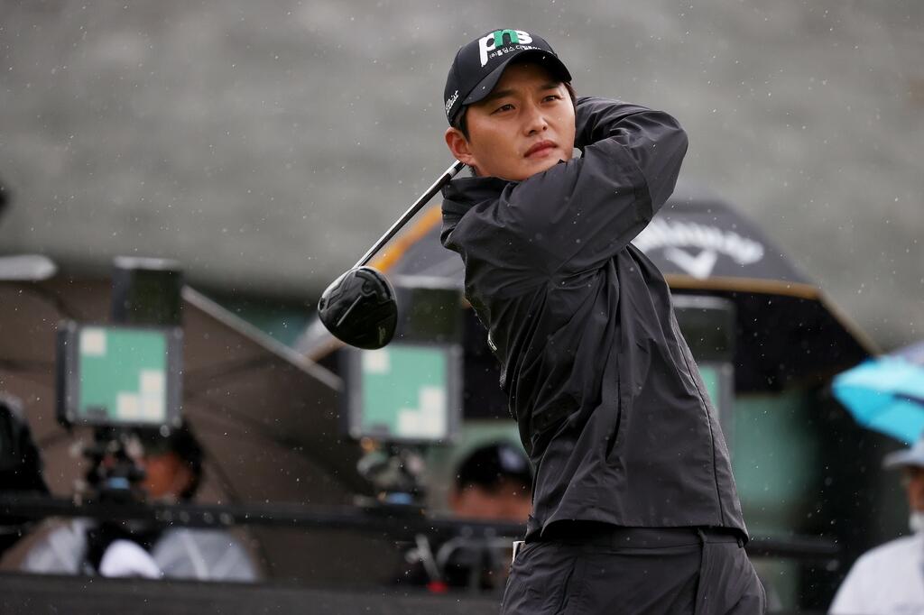 KPGA 제네시스 챔피언십에서 첫 승 김영수 