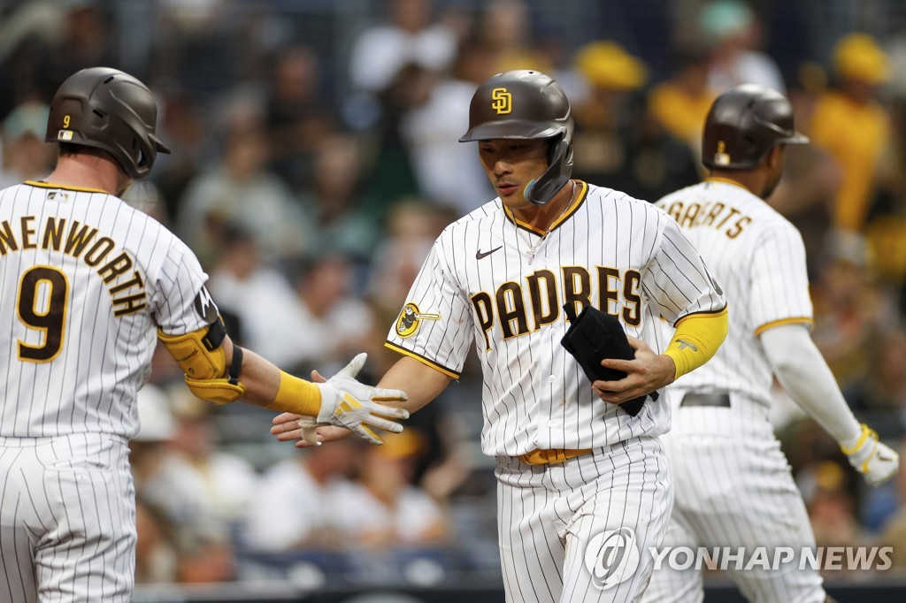 김하성, MLB 개인 300번째 안타는 '첫 만루 홈런'