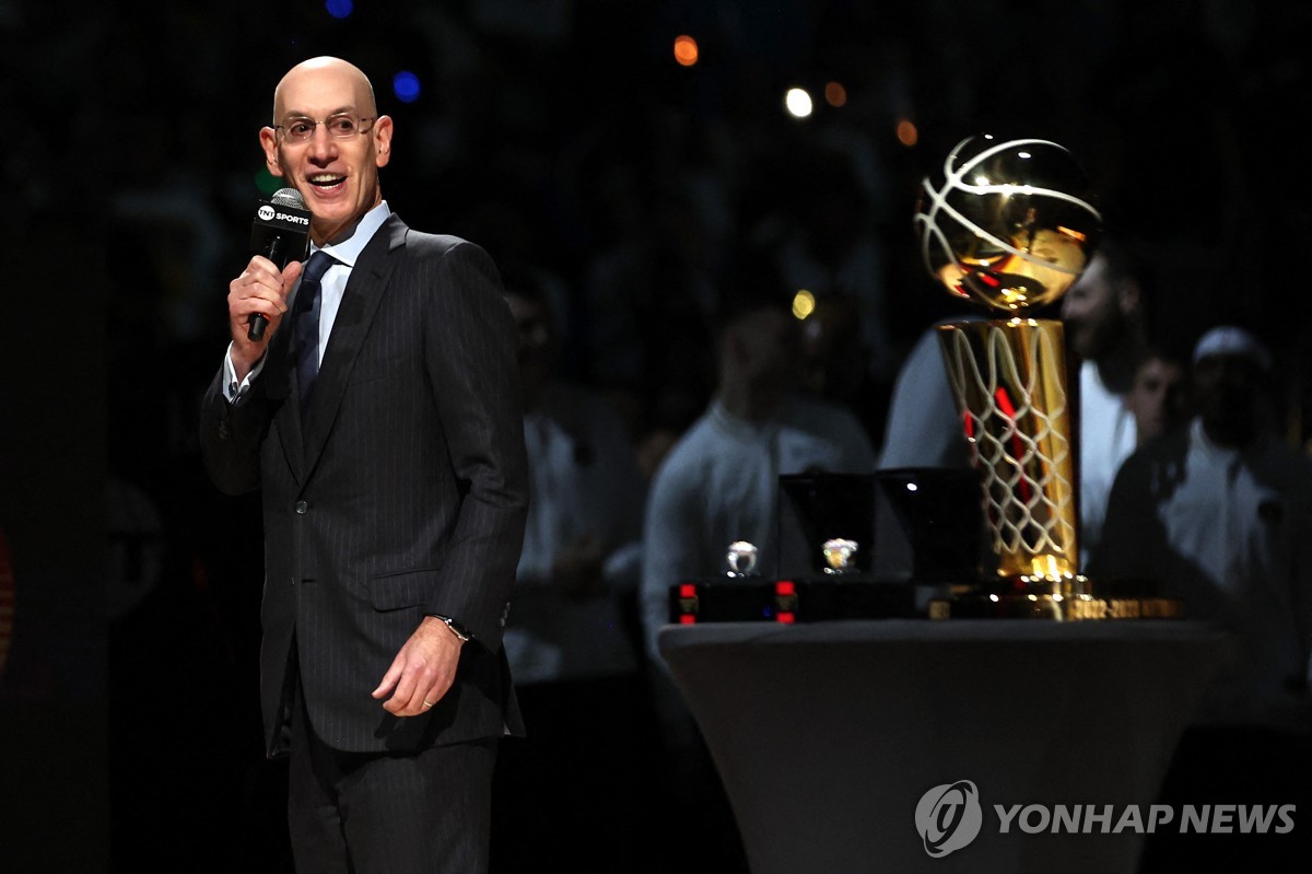 NBA 올스타전 예전 방식으로…동부 vs 서부 콘퍼런스 대결