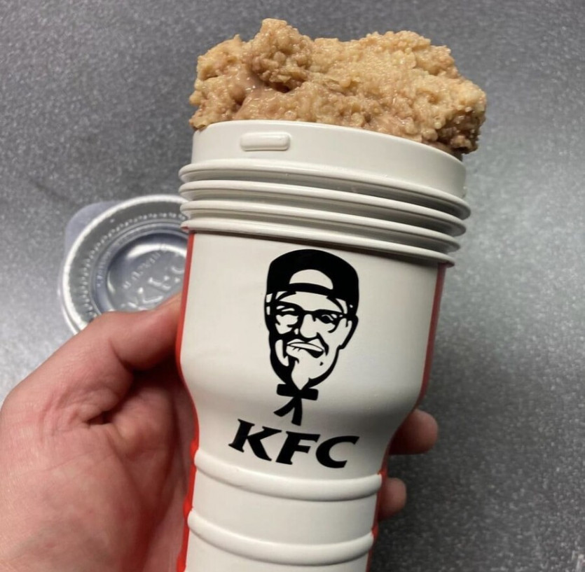 절대 한국에 출시되면 안되는 kfc 신상